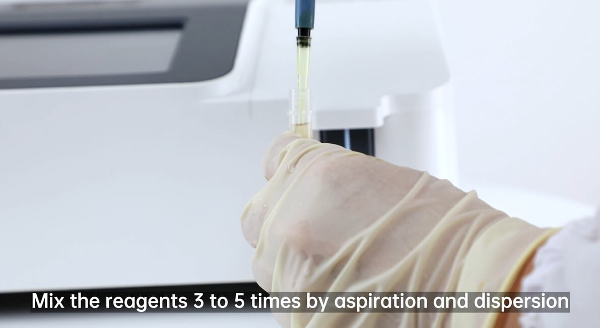 put reagents into Seamaty semi-auto chemistry analyzer